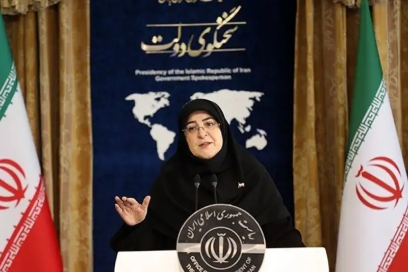 مهاجرانی: بسته های جبرانی برای کسب و کارهای اینترنتی در نظر گرفته شده است/میزان برگشت ارز مطلوب است