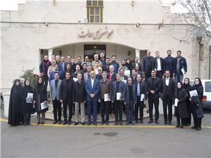 تجليل استاندار کرمانشاه از معاونت عمراني استانداري براي کسب رتبه برتر کشور