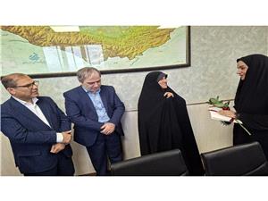 زنان، نه فقط درخانه، که درميدانهاي زندگي، قهرمانان واقعي هستندو بايد ازحضرت فاطمه (س) الگو بگيرند