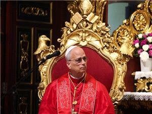 پاپ: به کارگیری باورهای دینی برای توجیه درگیریها «کفرگویی» است