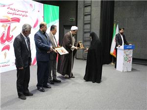 «يلداي اقتدار»؛ روايت مقاومت از زبان خانواده شهدا و فعالان فرهنگي در کوشک باغ هنر