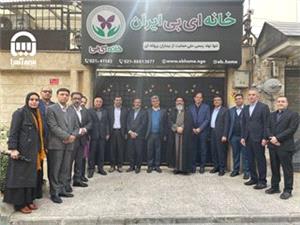 بيمه آسيا از بيماران پروانه اي حمايت مي کند