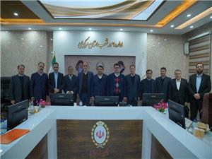 نجارزاده در نشست با نمايندگان استان مرکزي در مجلس مطرح کرد: بانک ملي آماده کمک به توسعه صنعت کشور با بومي سازي محصولات است/ مصمم به حمايت از فعالان اقتصادي هستيم