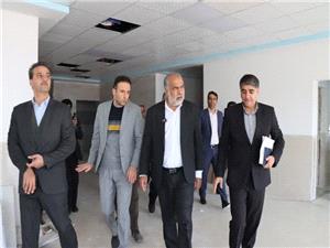 بازديد صباغيان از بيمارستان 96 تختخوابي در حال ساخت بافق/موضوع نيروي انساني و تأمين تجهيزات مورد نياز بيمارستان پيگيري شد