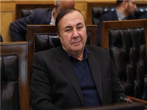 انتقاد نوين از عملکرد وزارت علوم در ارتقاء تجهيزات و رفع نيازهاي دانشگاههاي سراسري