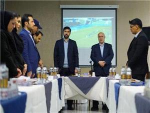 برگزاری جلسه کمیتهی فوتبال ساحلی با حضور رئیس فدراسیون