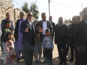 کوي سعدي شادگان، بدون فاضلاب و حتي يک کوچه آسفالت/ مسئوليتهاي اجتماعي شرکتهاي فولاد و پتروشيمي به کمک ساخت محلات محروم شادگان بيايد