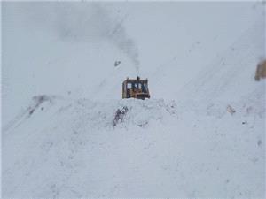 بازگشايي گردنه کلوسه فريدونشهر دراستان اصفهان