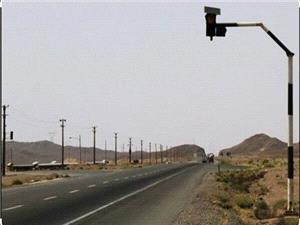 تعمير و نصب 90 دستگاه چراغ چشمک زن در محورهاي مواصلاتي استان هرمزگان