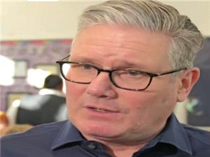 احتیاط نخست وزیر انگلیس در رویارویی با دولت آمریکا