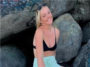 Snowboarder dies after backpack caught in ski lift