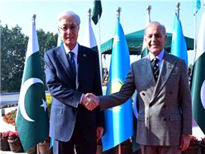 تاکید پاکستان و قزاقستان بر حلوفصل دیپلماتیک تنشهای منطقهای